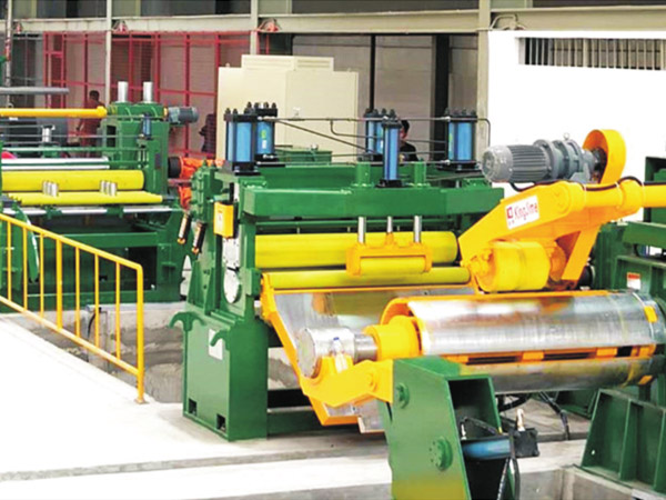 KJS120數(shu)控精密(mi)開卷整(zheng)平縱剪(jian)生産線(xian)