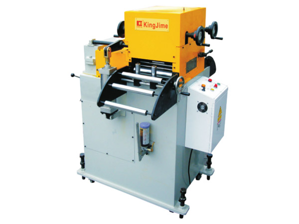 精(jing)密型矯直(zhi)送料機