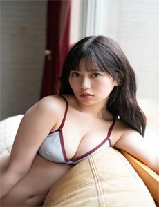 年轻女教师2
