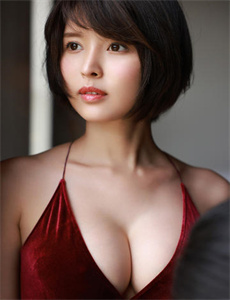 波斯坦妮·卡迪娜拉